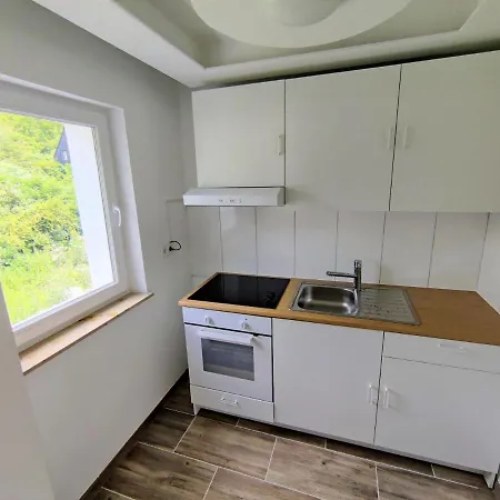 Snug Apartment In Koenigswinter With Terrace Apartamento Königswinter